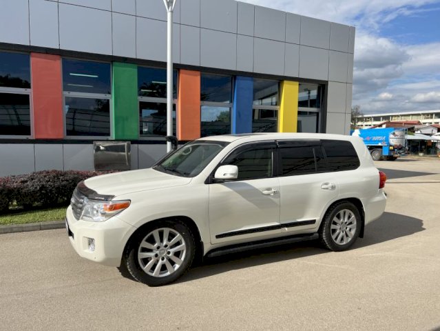Toyota Land Cruiser V8 4,5 D-4D