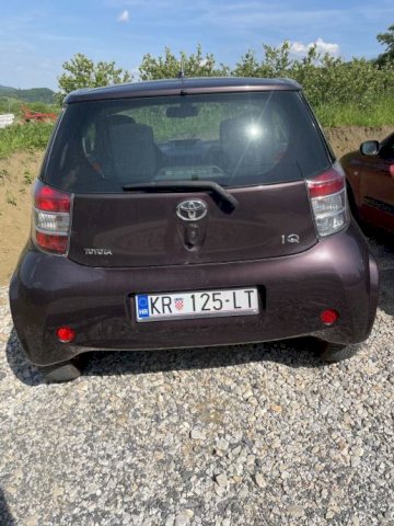 Toyota iQ iQ2 1,0 VVT-i
