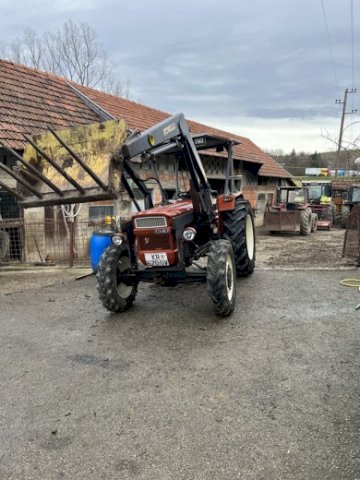 Traktor Fiat 420 83. God -Prednji Utovarivač