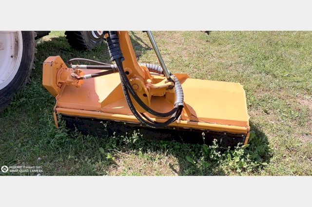Traktor Renault ergos 100 s kranskim malcerom