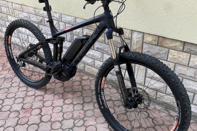 Trek Powerfly E-bike
