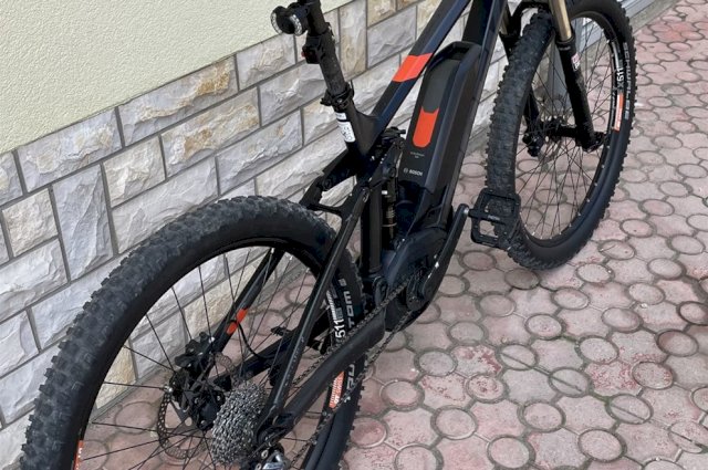 Trek Powerfly E-bike