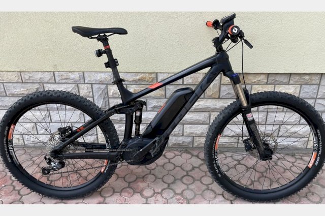 Trek Powerfly E-bike