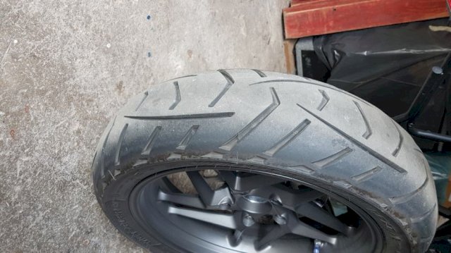 Triumph Tiger XRT 1200 cm3 pod garancijom, 2019.