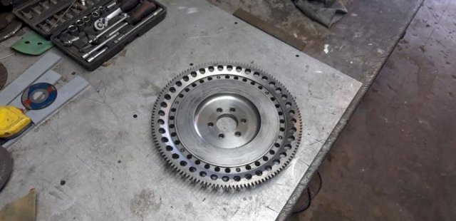 Trkači zamašnjak za 02m vw mjenjače