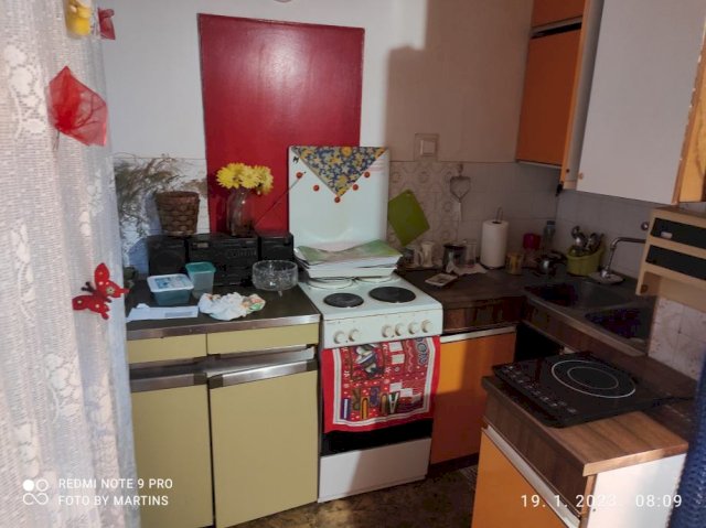 Utrina,2sobni stan,57m2, prizemlje.Može zamjena