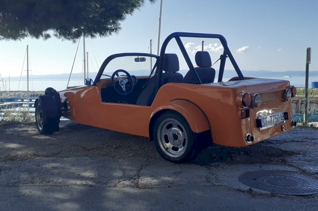 VW 1300 CABRIO