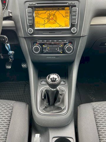 VW Golf 5 1.6 TDI *registiriran*
