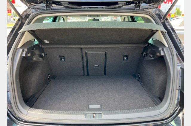 VW Golf 7 2,0 TDI BMT LOUNGE *TOP STANJE*