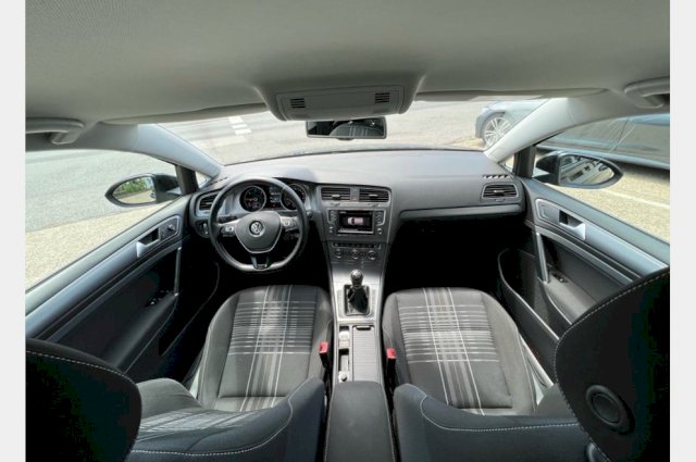 VW Golf 7 2,0 TDI BMT LOUNGE *TOP STANJE*