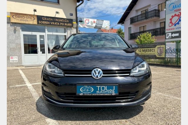 VW Golf 7 2,0 TDI BMT LOUNGE *TOP STANJE*