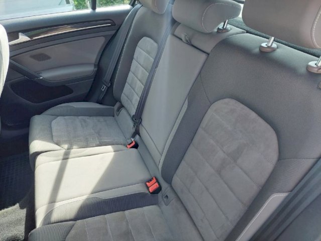 VW Golf 7 2,0 TDI DSG HIGHLINE