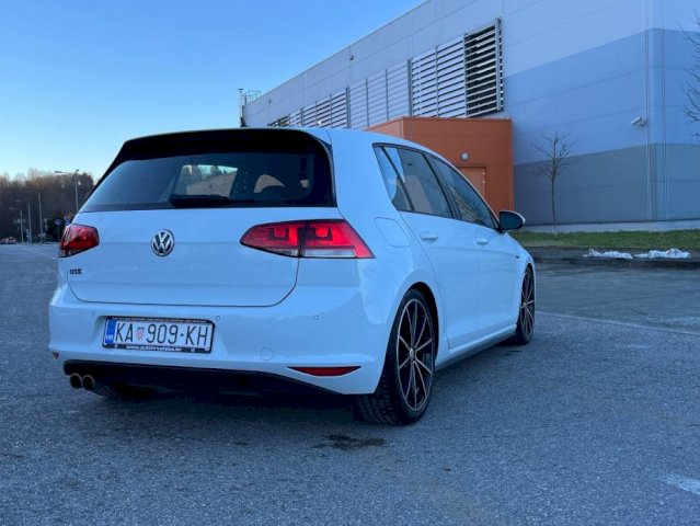 VW Golf 7 GTE DSG