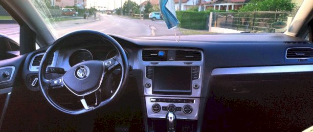 VW Golf 7 HIGHLINE Variant 2,0 TDI