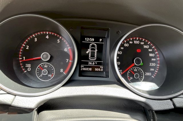 VW Golf VI 2.0 TSI GTI