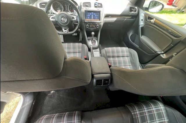VW Golf VI 2.0 TSI GTI