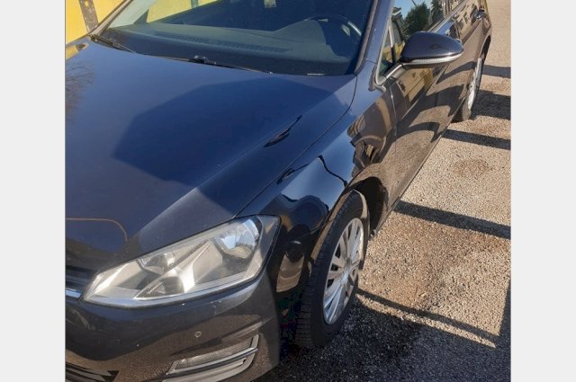VW Golf VII 1.6 tdi 81kw hitno
