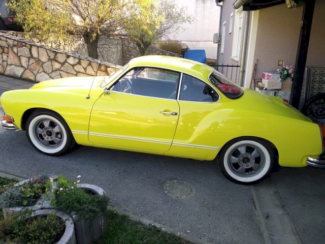 VW Karmann Ghia