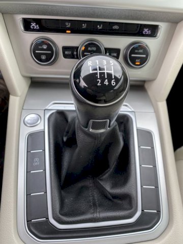 VW Passat Variant 1,6 TDI 2016g