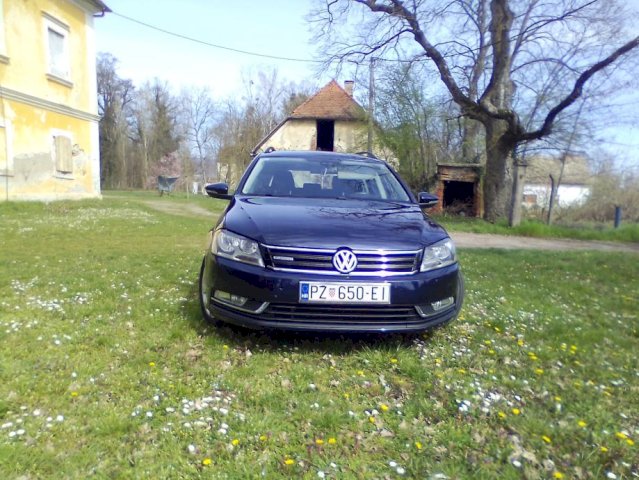 VW Passat Variant 1,6 TDI .206 tis.tempomat