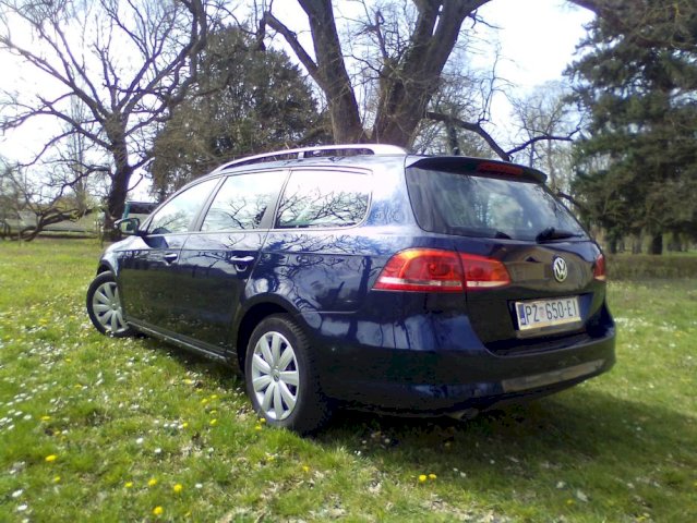 VW Passat Variant 1,6 TDI .206 tis.tempomat