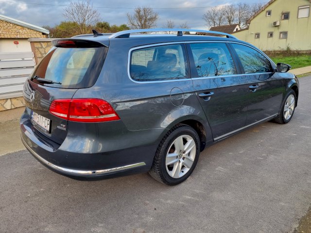VW Passat Variant 1.6 TDI BMT Comfortline Crompak