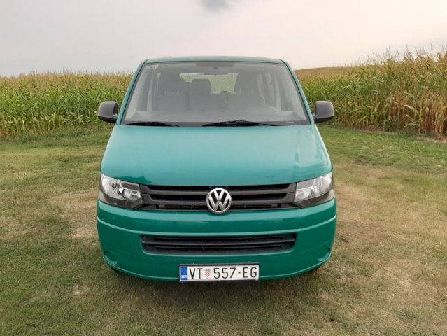 VW T5 2.0 TDI PUTNIČKI KUPLJEN NOV U HR