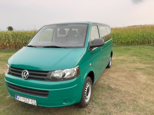 VW T5 2.0 TDI PUTNIČKI KUPLJEN NOV U HR