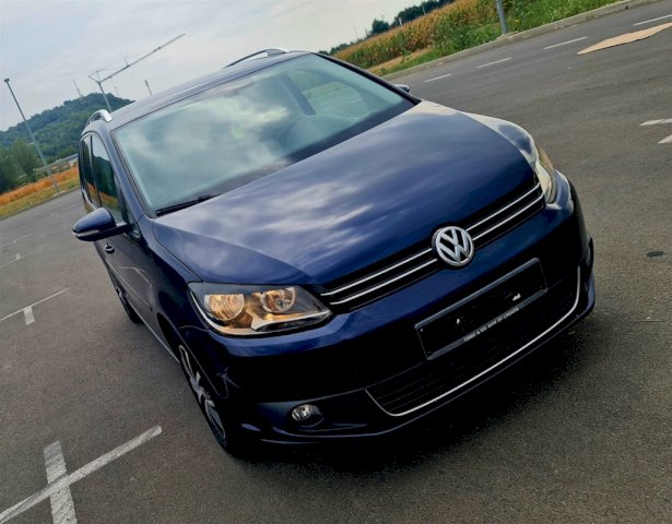 VW Touran 1.6 TDI ☆☆☆ DSG☆☆☆ 2013 BLU