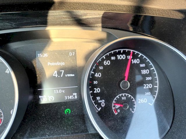 VW Touran 1,6 TDI DSG