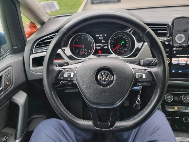 VW Touran 2,0 TDI ,DSG , 7 SJEDALA