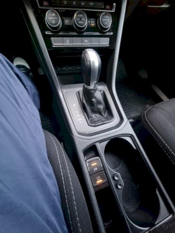 VW Touran 2,0 TDI ,DSG , 7 SJEDALA