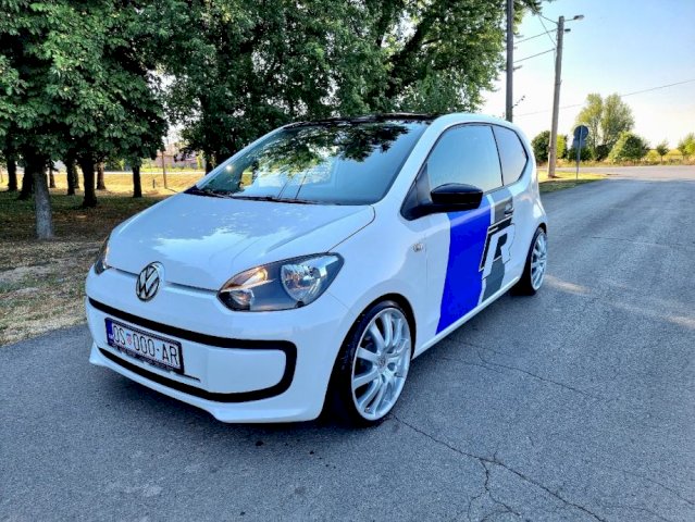 ‼️VW UP 1.0, 97.000km‼️KLIMA, REG. GODINU