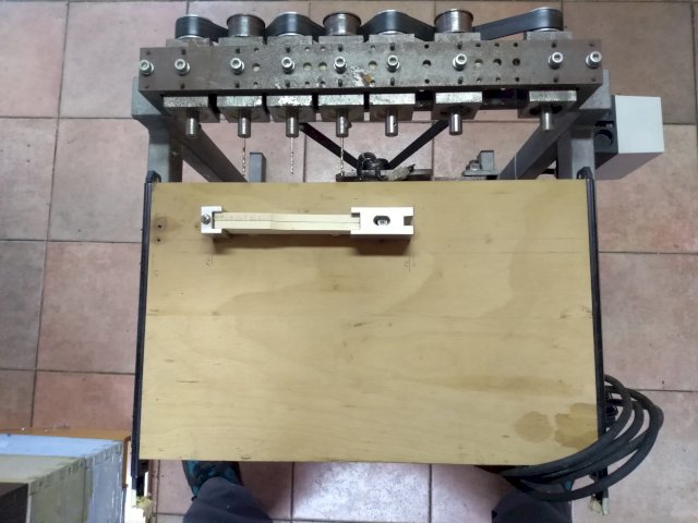 Viševretena builica za pč.okvire