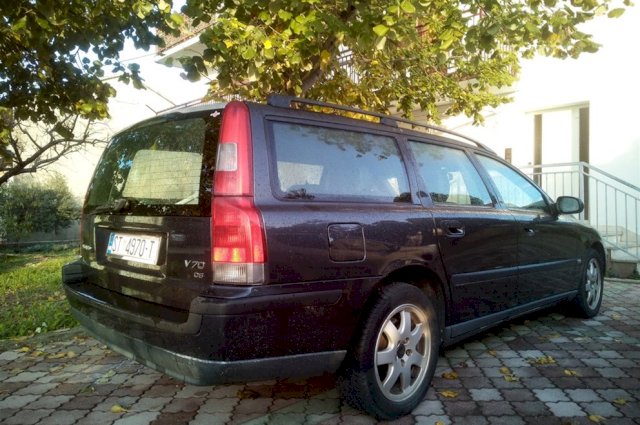 Volvo V70 2,4 d5