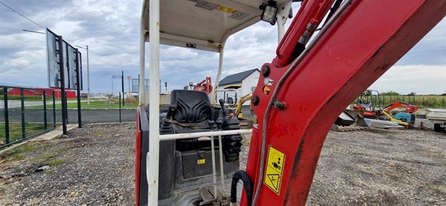 Volvo ec18d 2015