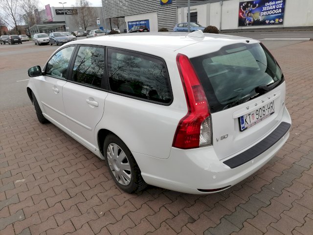 Volvo v 50