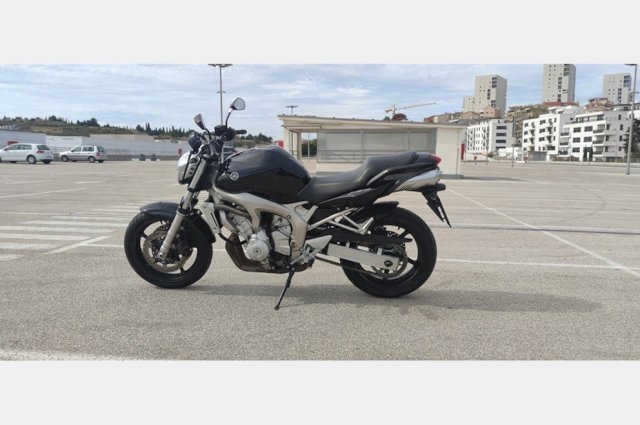 Yamaha FZ6N