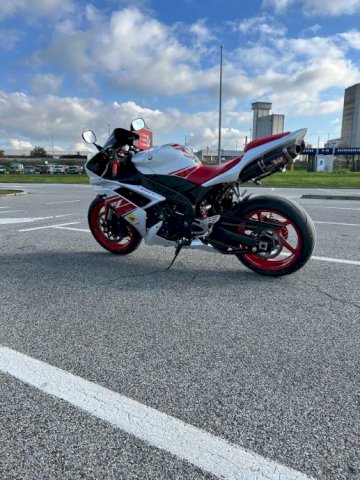 Yamaha R1 1000 cm3, 2008 god.