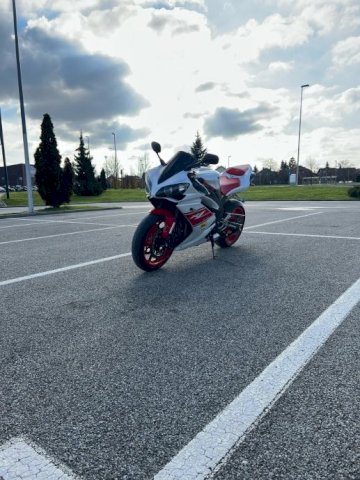 Yamaha R1 1000 cm3, 2008 god.