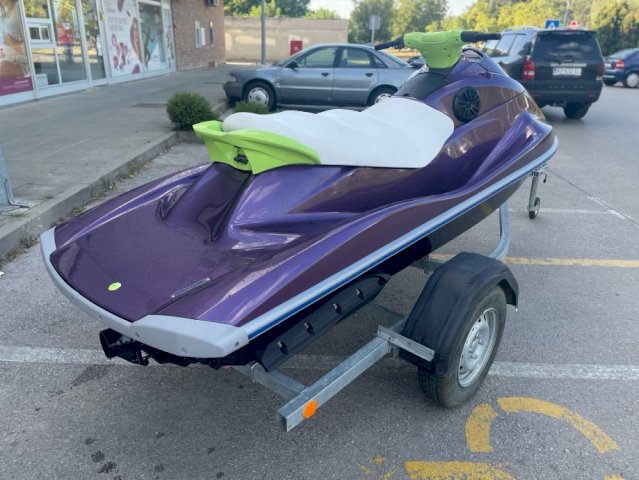 Yamaha VX 110 + nova prikolica, 3 sjedeca mjesta