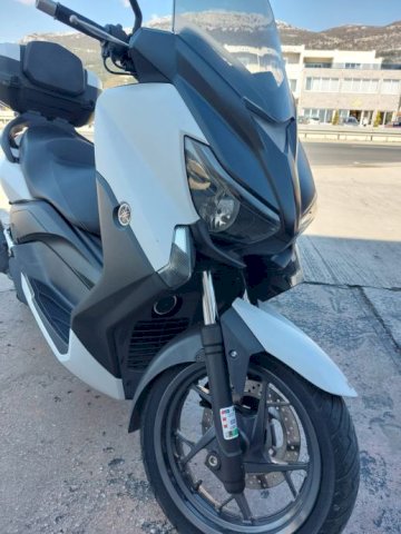 Yamaha X MAX 250 cm3, 2014 god.