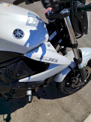 Yamaha Xj6n 600 cm3, 2011 god.