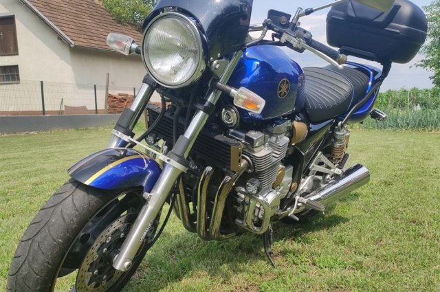 Yamaha Xjr 1300