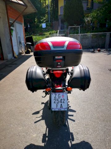 Yamaha Yamaha xj6 diversion 600 cm3, 2009 god.