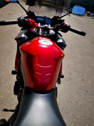 Yamaha Yamaha xj6 diversion 600 cm3, 2009 god.