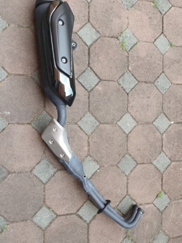 Yamaha tmax 560 orginalni auspuh 2021