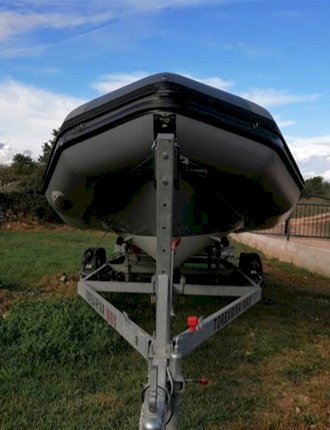 ZODIAC 6 M,MERCURY 90KS I TRAILER