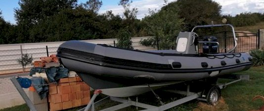 ZODIAC 6 M,MERCURY 90KS I TRAILER