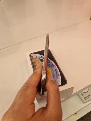 IPHONE XS